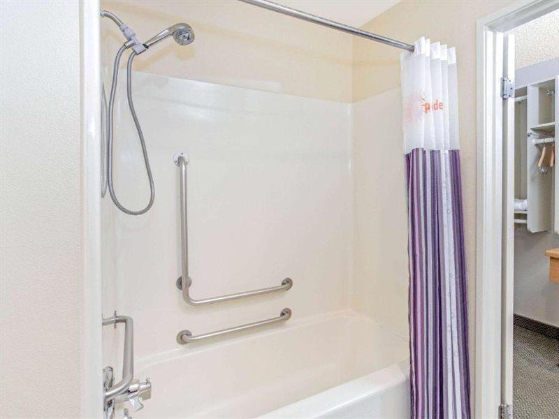 La Quinta Inn By Wyndham Milwaukee Airport / Oak Creek Ngoại thất bức ảnh