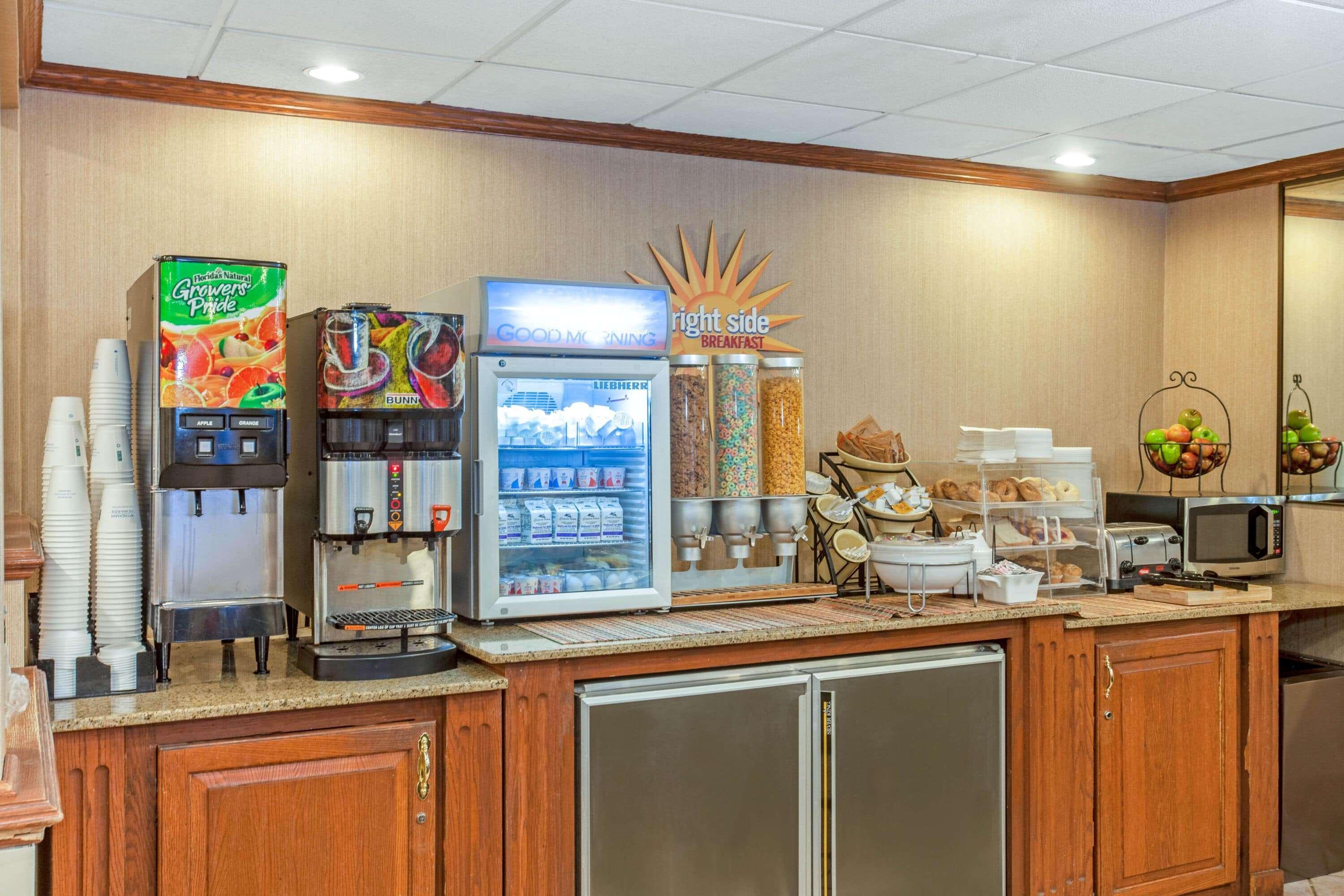La Quinta Inn By Wyndham Milwaukee Airport / Oak Creek Ngoại thất bức ảnh