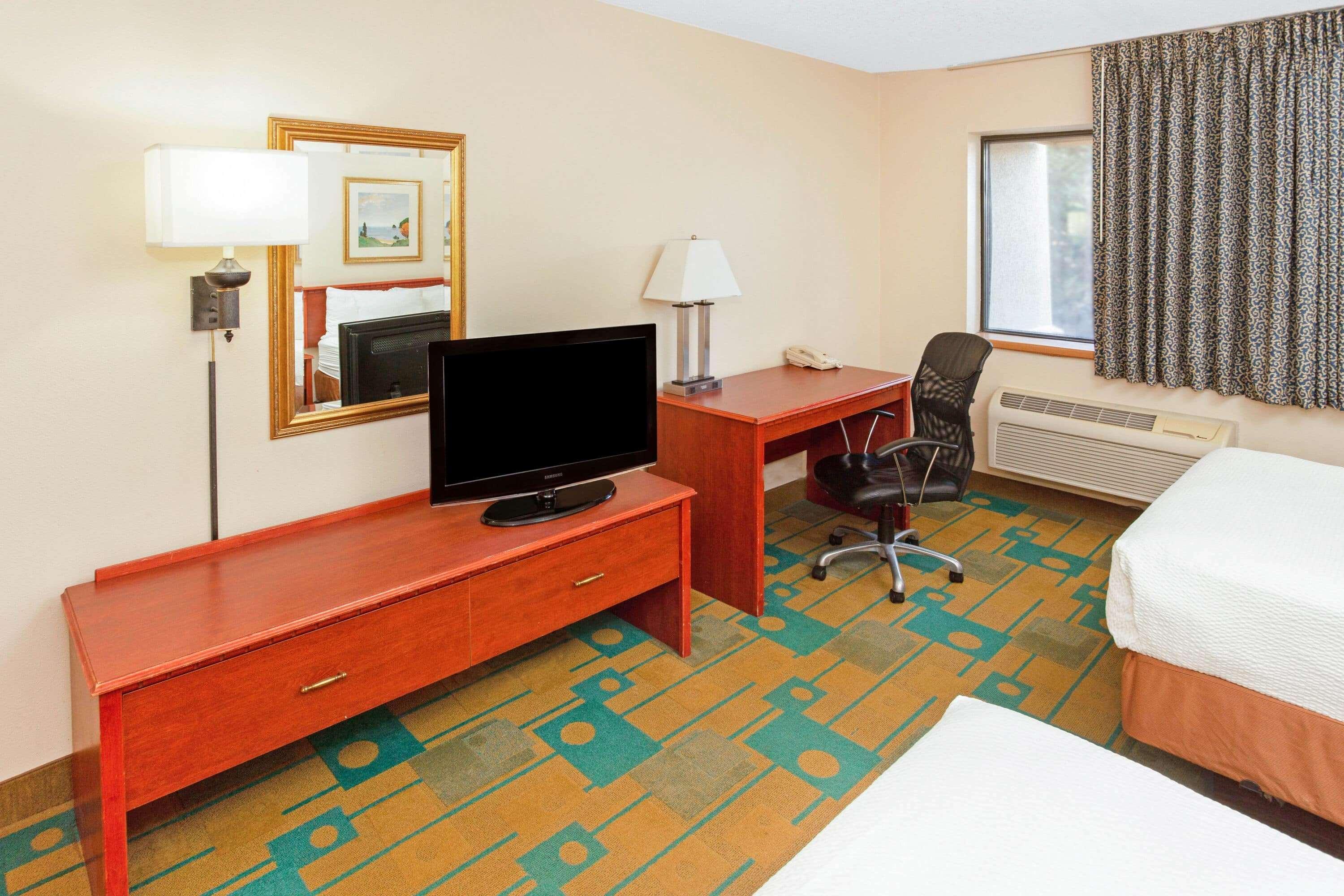 La Quinta Inn By Wyndham Milwaukee Airport / Oak Creek Ngoại thất bức ảnh
